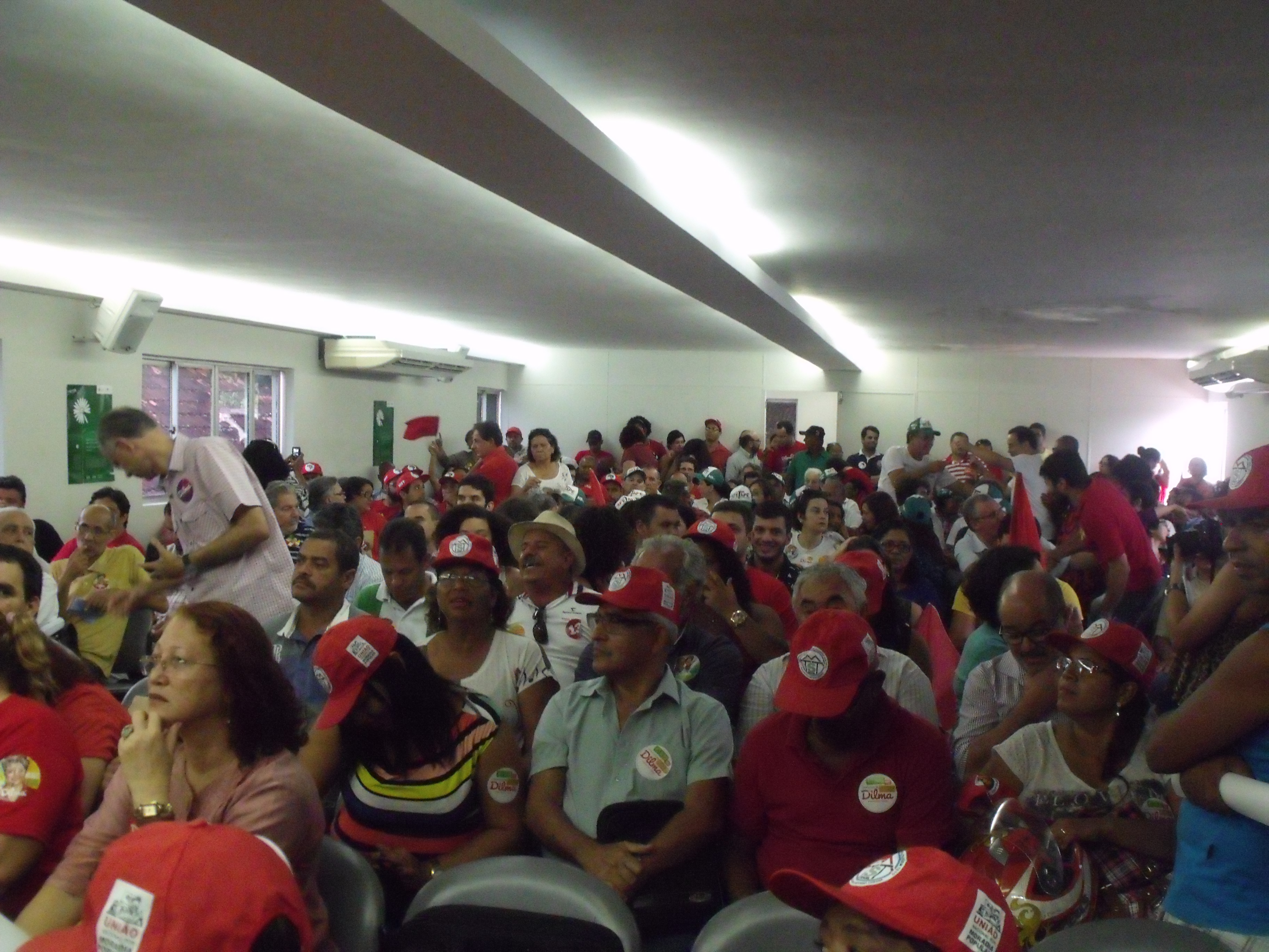 Manifesto “Pernambuco com Dilma 13” é lançado no Recife
