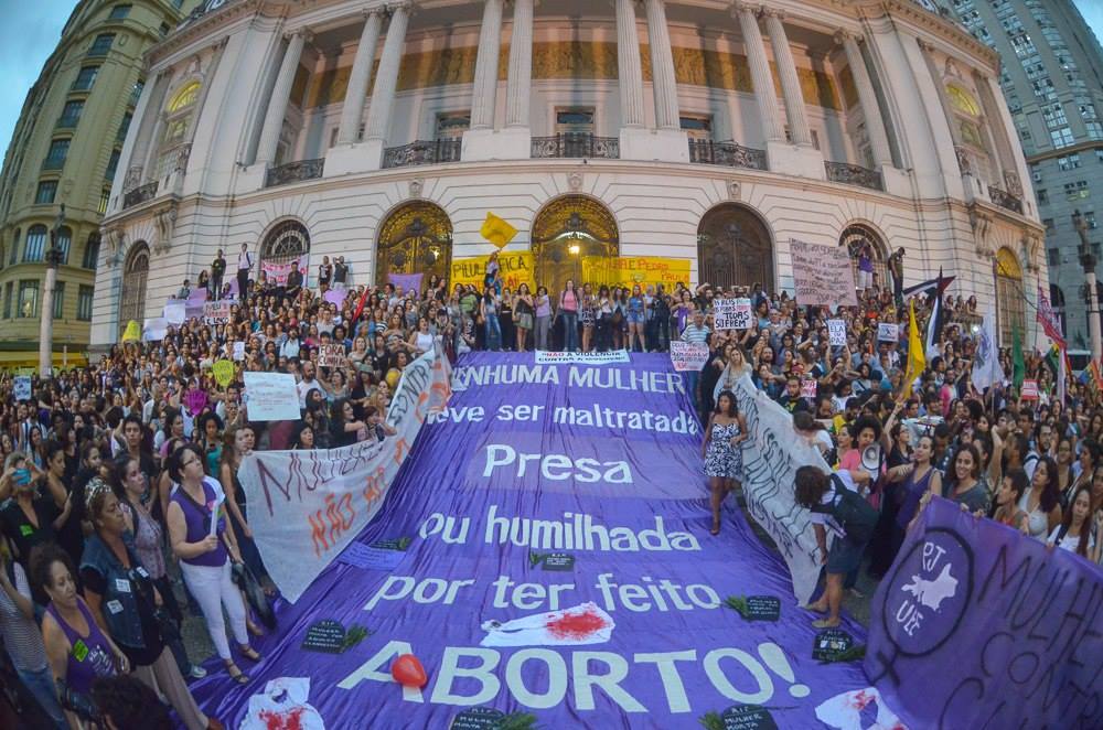 Articulação de Mulheres Brasileiras – “Pelo fim da violência contra as mulheres e Contra o PL 5069 – #foraCunha”