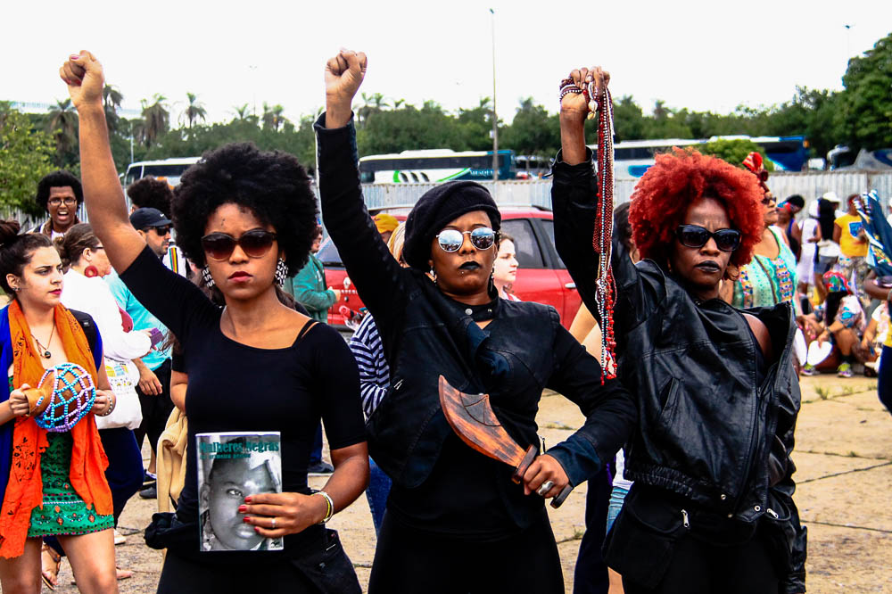 Os feminismos negros e os significados das lutas das mulheres negras